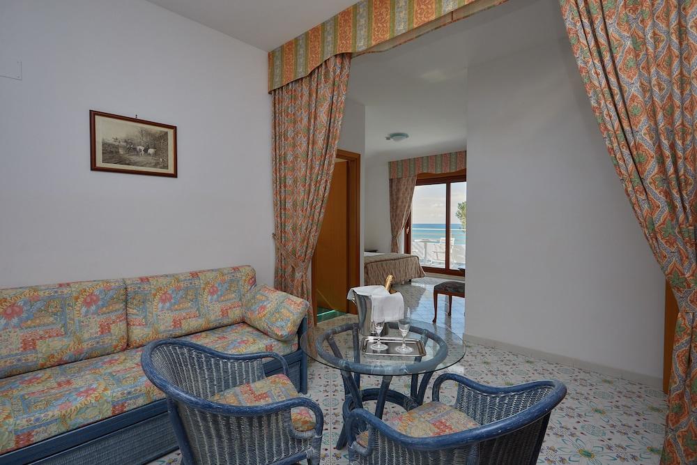 Club Residence La Castellana Belvedere Marittimo Εξωτερικό φωτογραφία